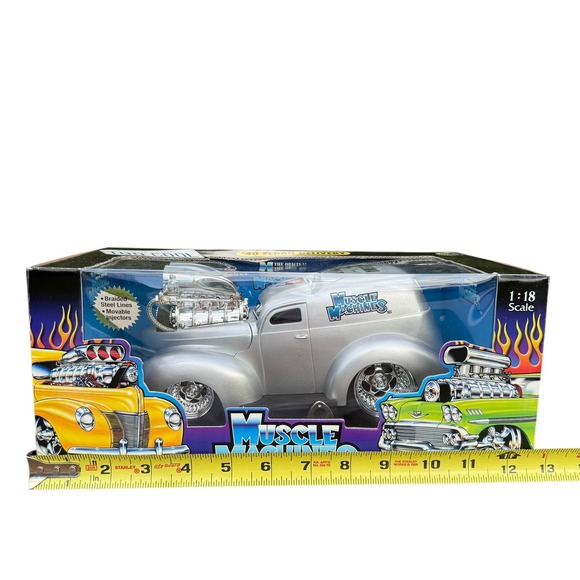 Muscle Machines 40 Sedan Delivery SEMA 2003 1:18 Scale Diecast Car In Box Silver - Picture 9 of 13